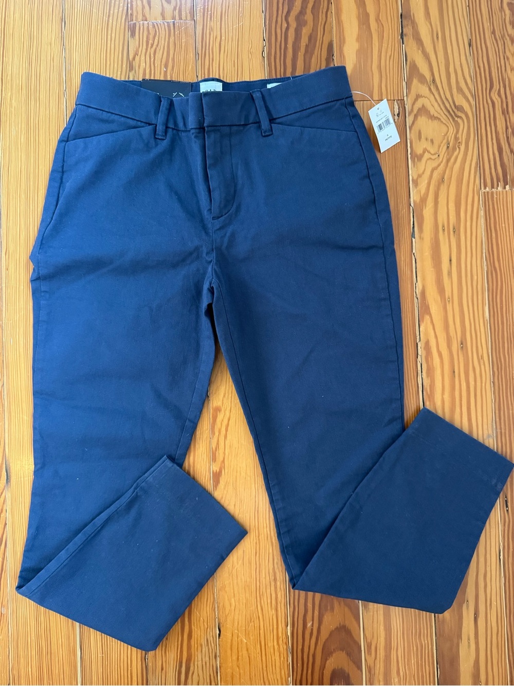 NWT Women’s Skinny Ankle Khaki